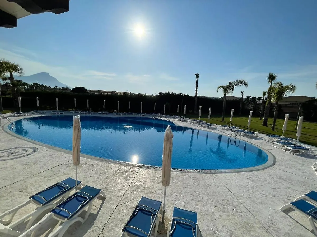 Residence Hydria Campofelice Di Roccella 3*,
